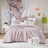 Comfort Spaces Dorm Room 17-Piece Comforter Set, Queen $24.67